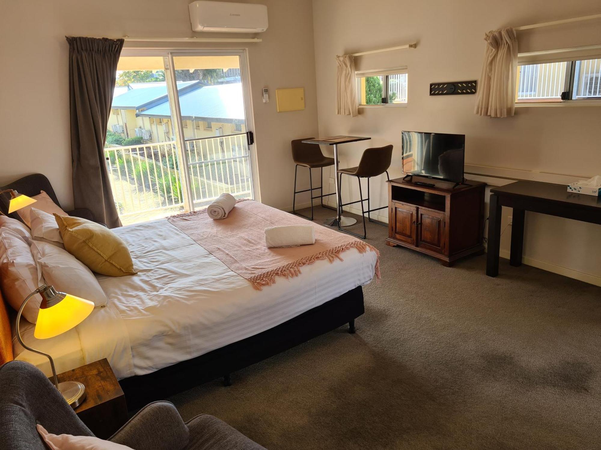 Em Apartments Margaret River Екстериор снимка